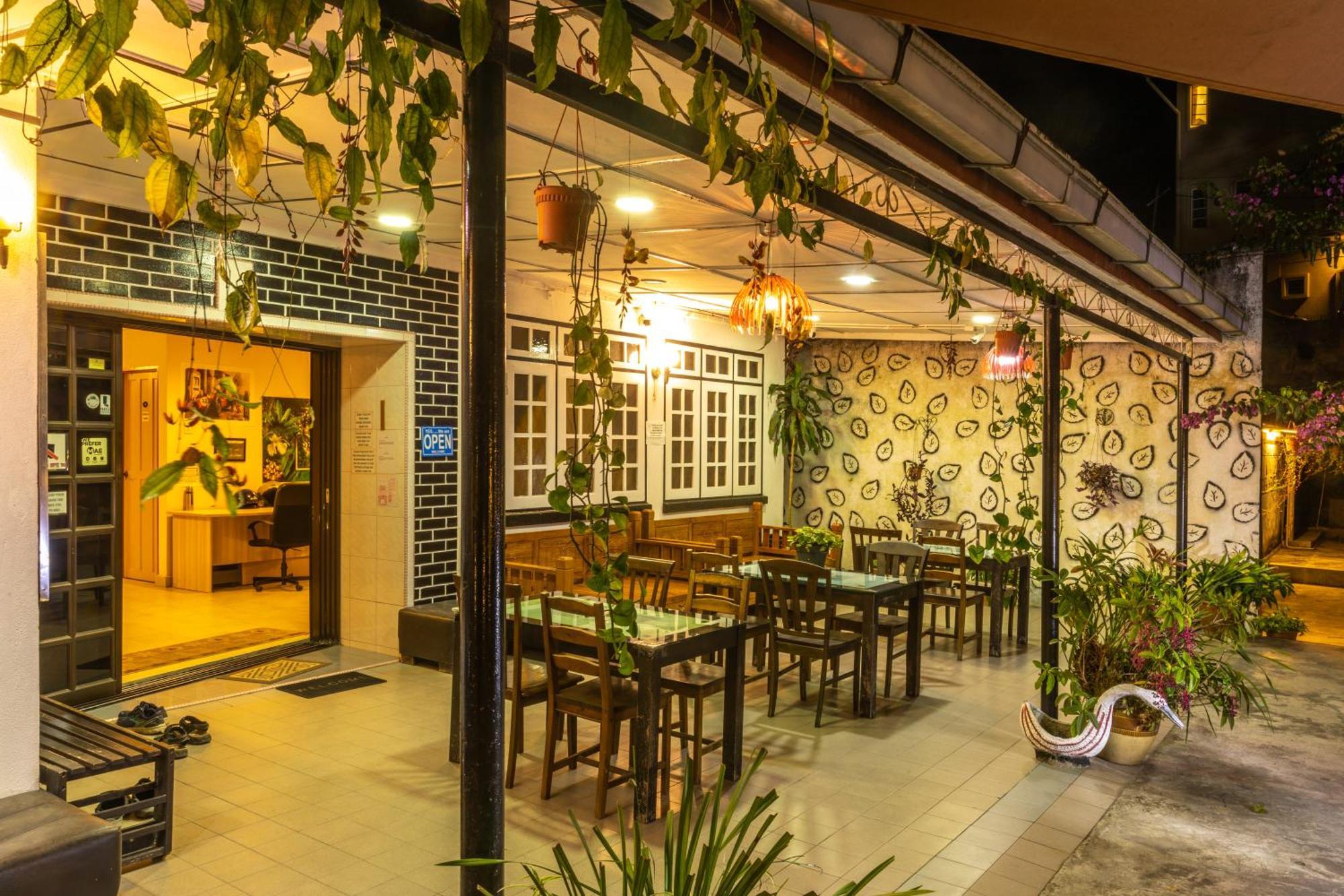Vintage Guesthouse Тана Рата Екстериор снимка